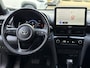 Toyota Yaris Cross 1.5 Hybrid 115 Dynamic APPLE/ANDROID STOEL/STUURVERWARMING NAVI AD-CRUISE PRIVACY-GLASS 17"LM-VELGEN