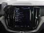 Volvo XC60 2.0 T6 Plug-in hybrid AWD Ultimate Dark | Trekhaak | Panoramadak | Comfortstoelen elektrisch verstelbaar + geheugen | HUD | Navigatie | 360 Camera | DAB | Stoelverwarming | Ele. kofferdeksel | Harman/Kardon |