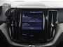 Volvo XC60 2.0 T6 Plug-in hybrid AWD Ultimate Dark | Trekhaak | Panoramadak | Comfortstoelen elektrisch verstelbaar + geheugen | HUD | Navigatie | 360 Camera | DAB | Stoelverwarming | Ele. kofferdeksel | Harman/Kardon |