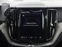 Volvo XC60 2.0 T6 Plug-in hybrid AWD Ultimate Dark | Trekhaak | Panoramadak | Comfortstoelen elektrisch verstelbaar + geheugen | HUD | Navigatie | 360 Camera | DAB | Stoelverwarming | Ele. kofferdeksel | Harman/Kardon |
