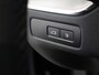 Volvo XC60 2.0 T6 Plug-in hybrid AWD Ultimate Dark | Trekhaak | Panoramadak | Comfortstoelen elektrisch verstelbaar + geheugen | HUD | Navigatie | 360 Camera | DAB | Stoelverwarming | Ele. kofferdeksel | Harman/Kardon |