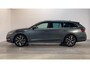 Skoda Octavia Combi 1.5 e-TSI 150pk DSG Business Edition Plus Sfeerverlichting Adaptive Cruise Stoelverwarming Navigatie