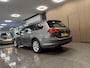 Volkswagen Golf Variant 1.2 TSI Comfortline * Parkeersensoren / Cruise control / LM Velgen / NL Auto *