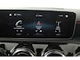 Mercedes-Benz A-klasse 200 Business Solution AMG (PANORAMADAK, ACHTERUITRIJCAMERA, STOELVERWARMING, NAVIGATIE, PARKEERSENSOREN)