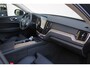Volvo XC60 T6 Plug-in hybrid AWD Ultra Dark | Nieuwe auto! | Adaptive Cruise & Pilot Assist | Premium Harman/Kardon Audio | 360 Camera | 20" Velgen | Schuif-/kanteldak | Stoel & Stuurverwarming | Power Seats incl. Memory | Panoramisch Schuif-/kanteldak | Verwarmbare Buitenste Zittingen Achter | Elektr. Achterklep | Head-up display |