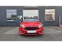 Ford Focus Wagon 1.5 Red Edition ST-line | Bi-xenon | LED | WINTERPAKKET | VOLLEDIGE ONDERHOUDSHISTORIE