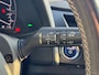 Lexus UX 250h Preference Line | Trekhaak, 18 inch, Keyless, Dodehoekherkenning, Parkeersensoren, Stoel + Stuurverwarming