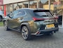 Lexus UX 250h Preference Line | Trekhaak, 18 inch, Keyless, Dodehoekherkenning, Parkeersensoren, Stoel + Stuurverwarming
