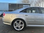 Audi A8 4.2 quattro Exclusive Luchtvering Youngtimer in nette staat