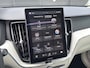 Volvo XC60 T6 Plug-in hybrid AWD Plus Bright | Achterbank verwarmd | Apple Carplay/Android Auto|telefoonintegratie premium | Audio installatie premium