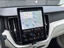 Volvo XC60 T6 Plug-in hybrid AWD Plus Bright | Achterbank verwarmd | Apple Carplay/Android Auto|telefoonintegratie premium | Audio installatie premium