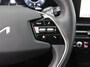 Kia Niro EV Edition Advanced 64.8 kWh | Stuur-/stoelverwarming | Elektr. stoelverstelling | Camera | Cruise adapt. | 17"LM | Clima | 17% bijtelling |