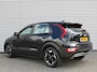 Kia Niro EV Light Edition 64.8 kWh | Camera | Cruise adapt. | Clima | 17" LM | Navi | Keyless | All season banden | 17% bijtelling |
