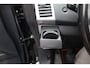 Peugeot 4007 2.4 GT 7persoons, 4WD 1e Eig. NL, Leder, Schuifdak, Trekhaak, Navigatie, Cruise control, Hoge instap, 18 inch, 4 wd, Stoelverwarming, Xenon, Parkeersensoren achter