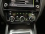 Skoda Octavia Combi 1.0 TSI Greentech Business Edition Stoelverwarming Navigatie Parkeersensoren