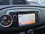 Toyota Yaris 1.3 VVT-i Aspiration Navigatie Leer All Season