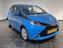 Toyota Aygo 1.0 VVT-i x-play | Navigatie | Achteruitrijcamera | Airco
