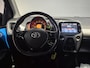 Toyota Aygo 1.0 VVT-i x-play | Navigatie | Achteruitrijcamera | Airco