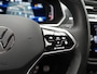 Volkswagen Tiguan 1.5 TSI R-Line Automaat - Panoramaschuif-kanteldak - IQ light - Navigatie - Side assist - Trekhaak - Camera