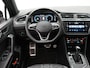 Volkswagen Tiguan 1.5 TSI R-Line Automaat - Panoramaschuif-kanteldak - IQ light - Navigatie - Side assist - Trekhaak - Camera