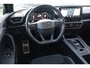 CUPRA Leon Sportstourer 1.4 e-Hybrid VZ Business PL €629 p/m* 245PK / 180kW, 19" LMV, achteruitrijcamera, park assist, klasse III alarm, draadloos laden, keyless advanced entry en go, 12 volt stekker kofferbak LED verlichting, vision plus driving profile Cupra virtual cockpit navigatie ambiente verlichting DAB+ parkeersensor 3 zone climatronic stoelverwarming spiegels inklapbaar, achteruitrijcamera, cruise control draadloos telefoonladen adaptief onderstel, Full link XDS spredifferentieel mistlampen voor