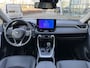 Toyota RAV4 2.5 Hybrid Style AD-CRUISE EL-BESTUURDERSTOEL EL-ACHTERKLEP STOEL/STUUR/VOORRUITVERW APPLE/ANDROID CAMERA PARK-SENSOREN 19"LM-VELGEN 4S-BANDEN