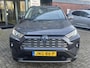 Toyota RAV4 2.5 Hybrid Style AD-CRUISE EL-BESTUURDERSTOEL EL-ACHTERKLEP STOEL/STUUR/VOORRUITVERW APPLE/ANDROID CAMERA PARK-SENSOREN 19"LM-VELGEN 4S-BANDEN