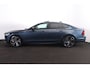 Volvo S90 T8 AWD Plus Dark - Luchtvering - Panorama/schuifdak - IntelliSafe Assist & Surround - 360º Camera - Harman/Kardon audio - Adaptieve LED koplampen - Verwarmde voorstoelen, stuur & achterbank - Parkeersensoren voor & achter - Elektr. bedienb. voorstoelen met geheugen - Extra getint glas - 20' LMV