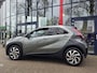 Toyota Aygo X 1.0 VVT-i | LM Velgen | Cruise control | Achteruitrijcamera | Stoelverwarming |