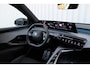 Peugeot 3008 1.2 Hybrid 145 GT Exclusive | Incl. 12 maanden garantie | Trekhaak | 360° camera | Apple CarPlay | Stoel en stuurverwarming | Focal audio | Zwarte hemel | Draadloos telefoon laden | Elektrische achterklep |