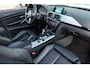 BMW 3-Serie Touring 320d M Sport Edition Panoramadak I Sportstoelen I Leder I Stoelverwarming I Dealeronderhouden I 19 Inch I PDC