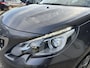 Peugeot 2008 1.2 Active Pack | Automaat | Facelift Type | Slechts 69.000 KM | Navigatie | Climate Control | Trekhaak 1250 KG | 4-Seizoenenbanden | Stoelverwarming | Parkeersensoren | Hoge Zit | Lichtmetalen Velgen | LED Dagrijverlichting | Dakrails |