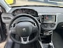 Peugeot 2008 1.2 Active Pack | Automaat | Facelift Type | Slechts 69.000 KM | Navigatie | Climate Control | Trekhaak 1250 KG | 4-Seizoenenbanden | Stoelverwarming | Parkeersensoren | Hoge Zit | Lichtmetalen Velgen | LED Dagrijverlichting | Dakrails |