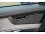 Volvo XC90 2.0 T8 Plug-in hybrid AWD Ultra Dark Luchtvering | 22 inch LM-velgen | massage stoelen | extra getint glas
