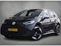Volkswagen ID.3 First Max 58 kWh | Trekhaak | Pano | Stuur- en Stoelverwarming