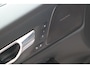 Volvo V60 2.0 T6 Plug-in hybrid AWD Plus Dark | 360* Camera| Harman Kardon audiosysteem| Stoelverwarming voor + achter| Stuurwielverwarming| Verwarmbare voorruit| Semi- elektrisch inklapbare trekhaak|