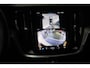 Volvo V60 2.0 T6 Plug-in hybrid AWD Plus Dark | 360* Camera| Harman Kardon audiosysteem| Stoelverwarming voor + achter| Stuurwielverwarming| Verwarmbare voorruit| Semi- elektrisch inklapbare trekhaak|