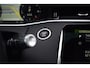 Land Rover Range Rover Evoque 2.0 P200 AWD R-Dynamic | Trekhaak | Pano | Meridian | Leer | Stuurverw.