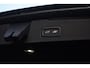 Volvo V60 T8 Plug-in hybrid AWD Plus Dark Performance Ed. 19 inch LM-velgen | Panorama dak | Polestar Engineered | Head-Up display