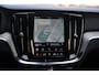 Volvo V60 T8 Plug-in hybrid AWD Plus Dark Performance Ed. 19 inch LM-velgen | Panorama dak | Polestar Engineered | Head-Up display