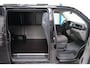 Volkswagen Transporter 2.0 TDI L2H1 150 PK - N.A.P. Airco, Cruise, Navi, PDC.