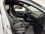 Renault Megane E-Tech 220PK EV60 Optimum Charge Iconic Automaat | 1e eigenaar | Warmtepomp | Harman Kardon Audio | 360 Camera | Binnenspiegel met camerabeeld | Apple CarPlay/Android Auto | Leder | Elektrische voorstoelen | Stoelverwarming |