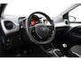 Toyota Aygo 1.0 VVT-i x-play | Airco | Camera | Elektrische ramen voor | Bluetooth