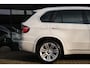 BMW X5 XDrive50i High Executive 4.4V8 M-pakket 7-Zits ACC Pano Lane Standkachel Keyless