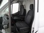 Ford E-Transit 350 | L2 H2 | Trend | 68 kWh | Navigatie | Parkeercamera | 2-zits | Climate Control | Stoelverwarming | DAB+ | Apple Carplay