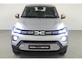 Dacia Spring Extreme 65 26.8 kWh | DC Lader met een maximaal vermogen van 30kW | Parkeersensoren voor en achter | Noodlaadkabel voor incidenteel gebruik (Max. vermogen 2,3 kW)