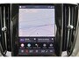Volvo V60 T6 Recharge AWD Ultra Bright - Panorama/schuifdak - IntelliSafe Assist & Surround - 360º Camera - Harman/Kardon audio - Adaptieve LED koplampen - Verwarmde voorstoelen, stuur & achterbank - Parkeersensoren voor & achter - Elektr. bedienb. voorstoelen met geheugen - Head up display - Extra getint glas - 18' LMV