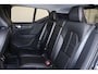 Volvo XC40 T4 Recharge Inscription - IntelliSafe Assist - Parkeercamera achter - Parkeersensoren voor & achter - Draadloze tel. lader - Extra getint glas - Elektr. inklapbare trekhaak - 19' LMV