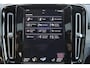 Volvo XC40 T4 Recharge Inscription - IntelliSafe Assist - Parkeercamera achter - Parkeersensoren voor & achter - Draadloze tel. lader - Extra getint glas - Elektr. inklapbare trekhaak - 19' LMV