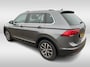 Volkswagen Tiguan 1.5 TSI Comfortline Business / Led / Adaptive Cruise / Stoelverwarming / Zwenkbare trekhaak / Camera